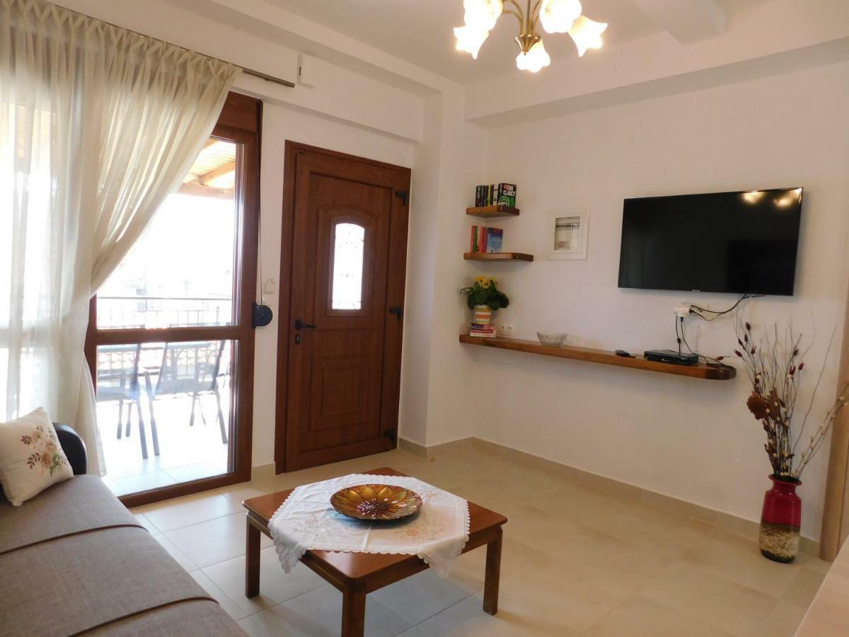 Patriko - House 1, Traditional Stone House Agios Nikolaos  Exterior photo